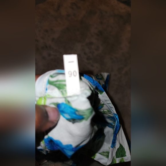 NWOT !! FLOWER DRESS - Picture 2 of 4